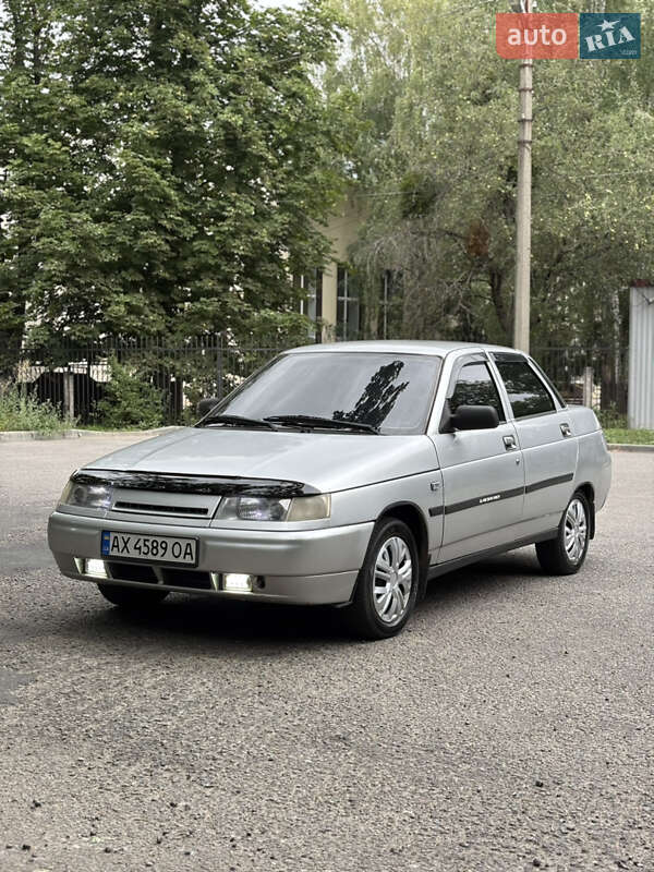 ВАЗ / Lada 2110 2005