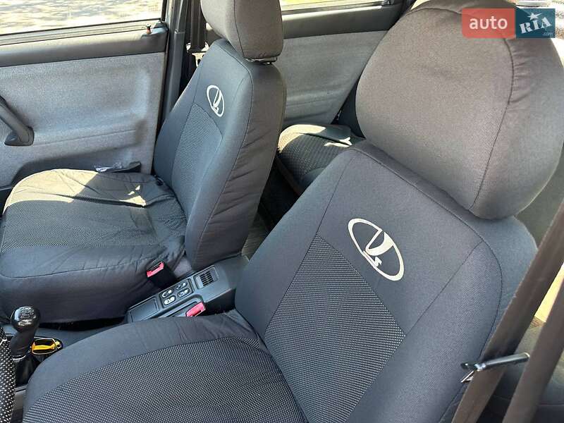 Седан ВАЗ / Lada 2110 2005 в Запоріжжі