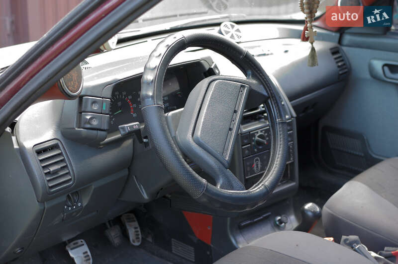 Седан ВАЗ / Lada 2110 2005 в Киеве