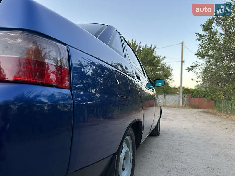 Седан ВАЗ / Lada 2110 2000 в Запорожье