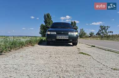Седан ВАЗ 2110 2002 в 