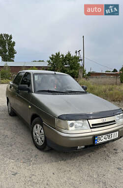Седан ВАЗ 2110 2001 в 