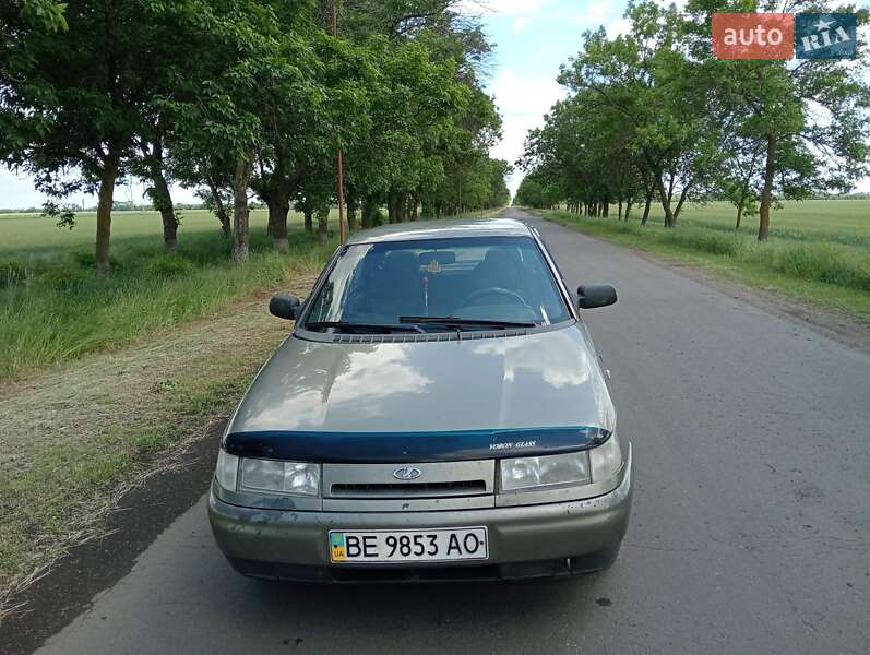 Седан ВАЗ / Lada 2110 2002 в Николаеве
