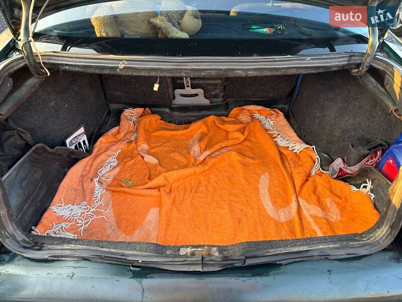 Седан ВАЗ / Lada 2110 2003 в Ужгороде