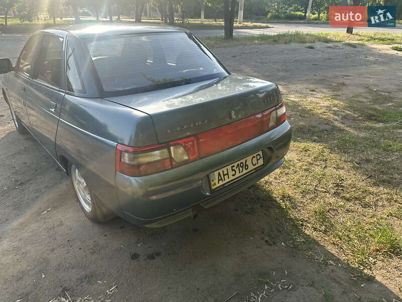 Седан ВАЗ / Lada 2110 2000 в Славянске