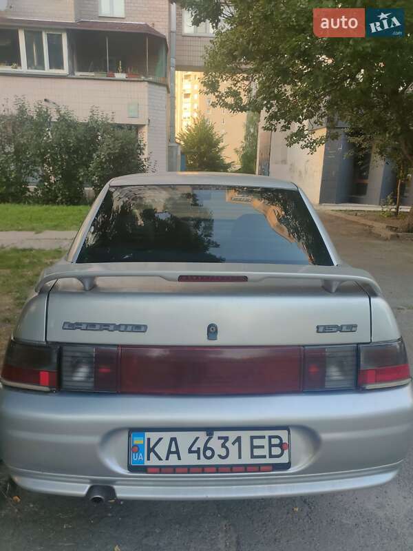 Седан ВАЗ / Lada 2110 2002 в Киеве