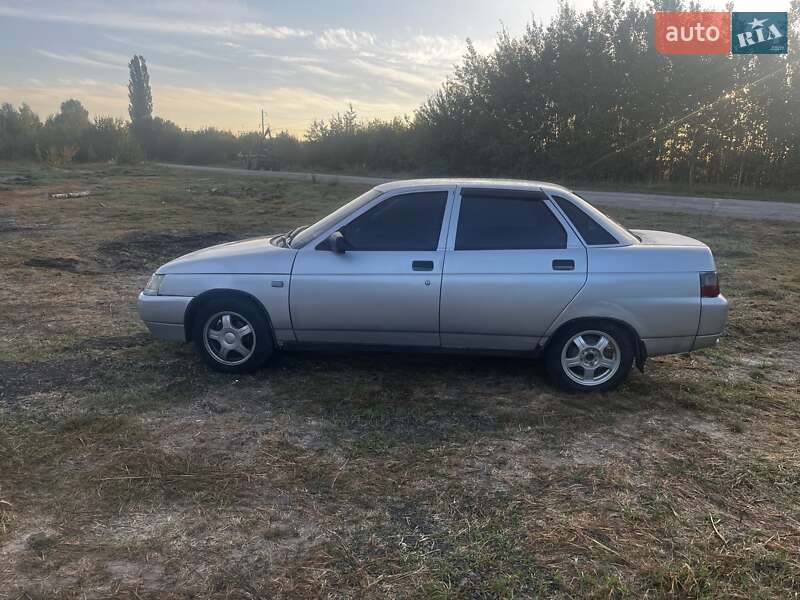 Седан ВАЗ / Lada 2110 2006 в Романіву
