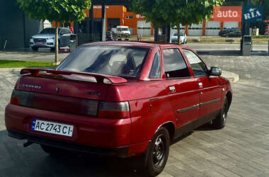 Седан ВАЗ 2110 2001 в 