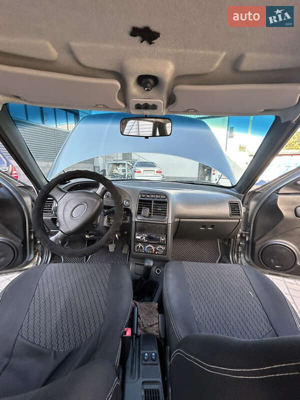 Седан ВАЗ / Lada 2110 1999 в Черкасах