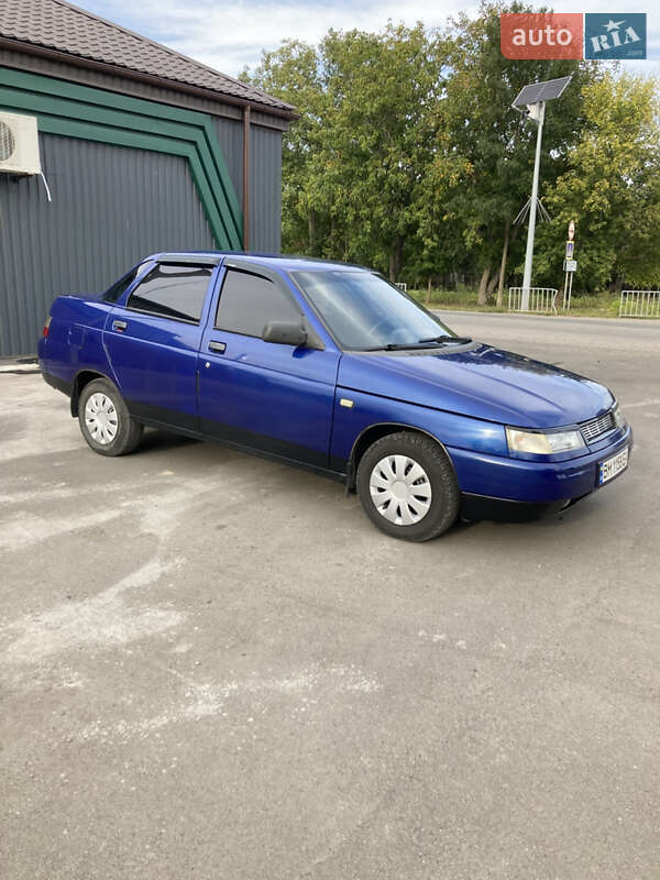 Седан ВАЗ / Lada 2110 2001 в Лубнах
