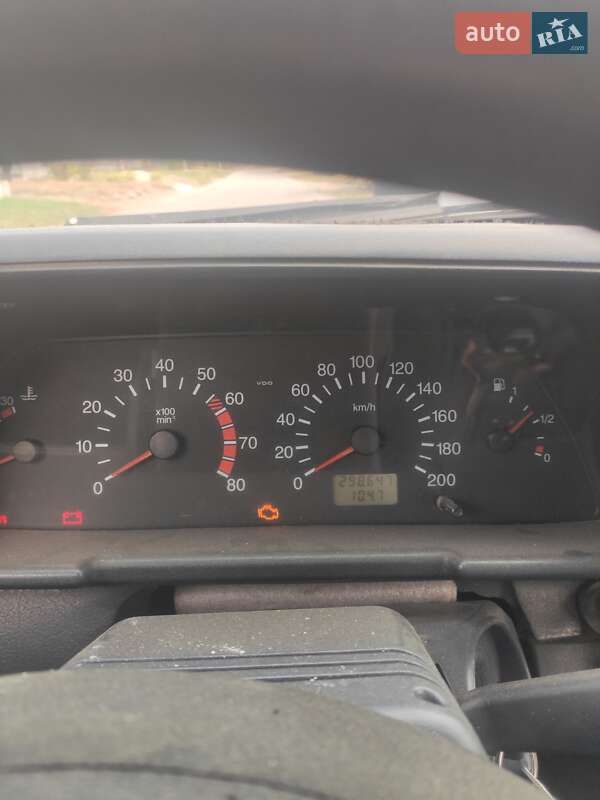 Седан ВАЗ / Lada 2110 2002 в Никополе