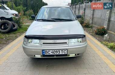 Седан ВАЗ 2110 2004 в 