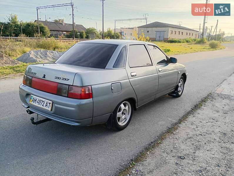 Седан ВАЗ / Lada 2110 2005 в Мирополе