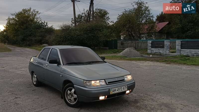 Седан ВАЗ / Lada 2110 2005 в Мирополе