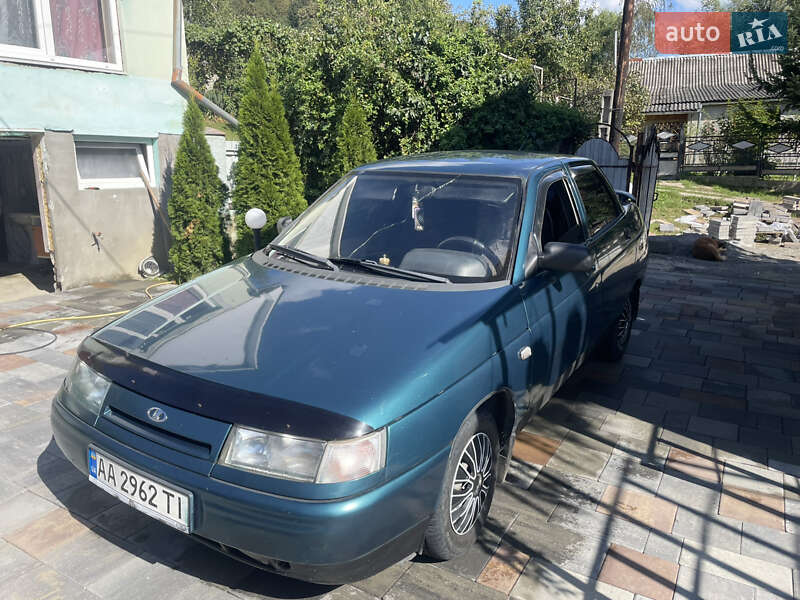 Седан ВАЗ / Lada 2110 1999 в Сваляве
