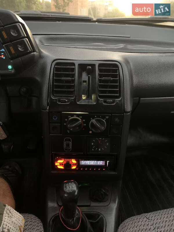 Седан ВАЗ / Lada 2110 1999 в Вільнянську
