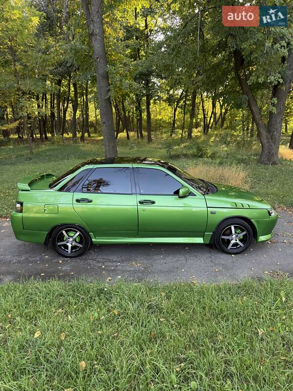 Седан ВАЗ / Lada 2110 2002 в Харькове фото 2 Седан ВАЗ / Lada 2110 2002 в Харькове