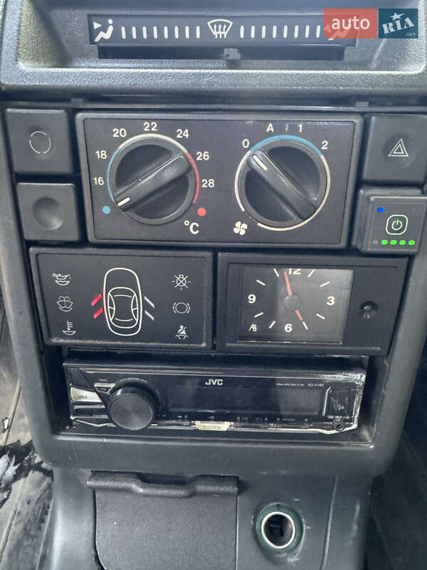 Седан ВАЗ / Lada 2110 2000 в Запорожье