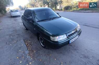 Седан ВАЗ 2110 2004 в 