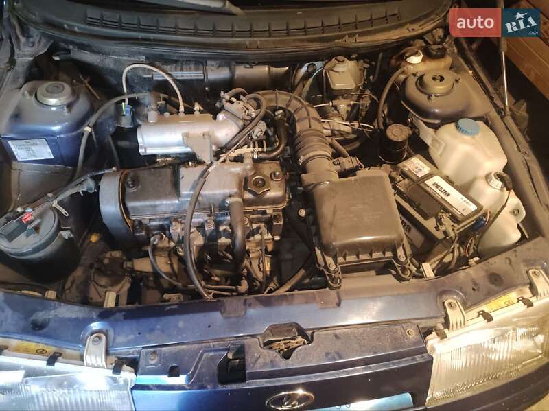 Седан ВАЗ / Lada 2110 2001 в Кропивницком