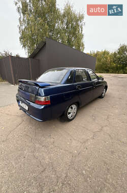 Седан ВАЗ 2110 2001 в 