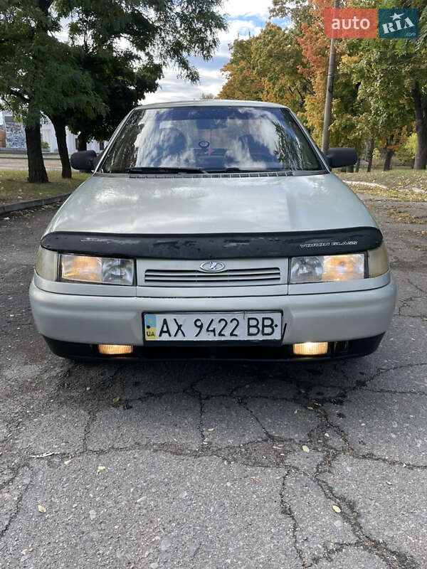 Седан ВАЗ / Lada 2110 2001 в Чугуеве