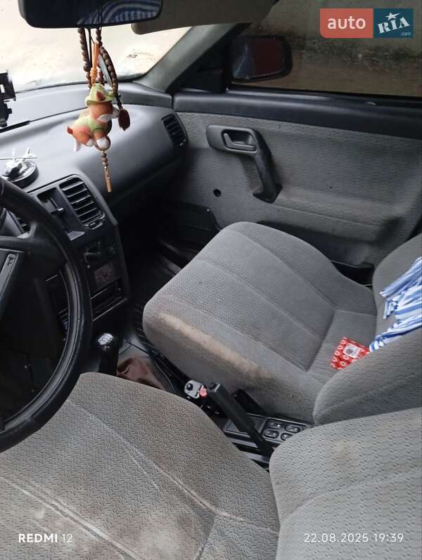 Седан ВАЗ / Lada 2110 2001 в Рогатине