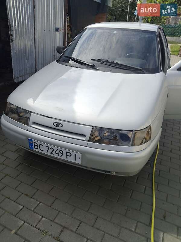 Седан ВАЗ / Lada 2110 2004 в Тернополе фото 2 Седан ВАЗ / Lada 2110 2004 в Тернополе