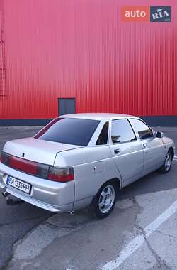 Седан ВАЗ 2110 2002 в 