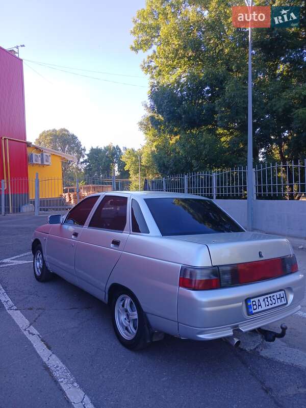 Седан ВАЗ / Lada 2110 2002 в Кропивницком