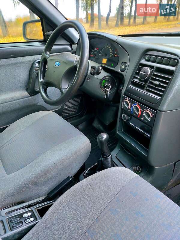 Седан ВАЗ / Lada 2110 2009 в Тростянці