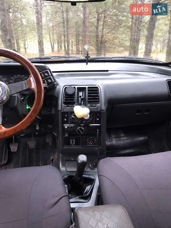 Седан ВАЗ / Lada 2110 2000 в Славутиче