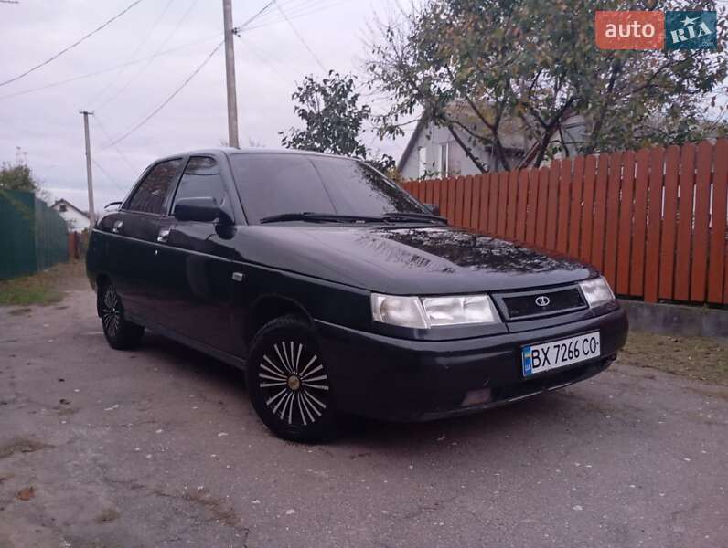 Седан ВАЗ 2110 2006 в 