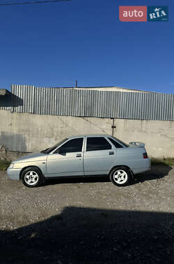 Седан ВАЗ / Lada 2110 2004 в 