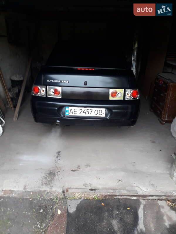 Седан ВАЗ / Lada 2110 2004 в Кривом Роге