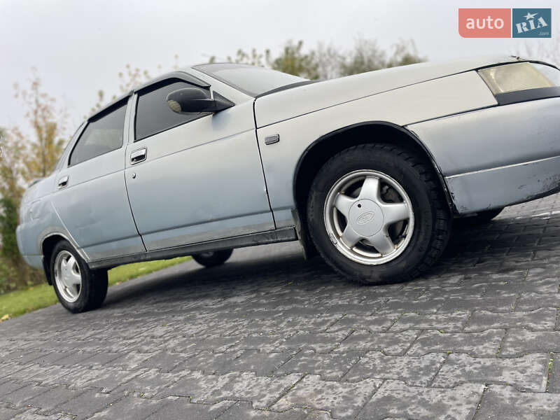 Седан ВАЗ / Lada 2110 2004 в Золочеве