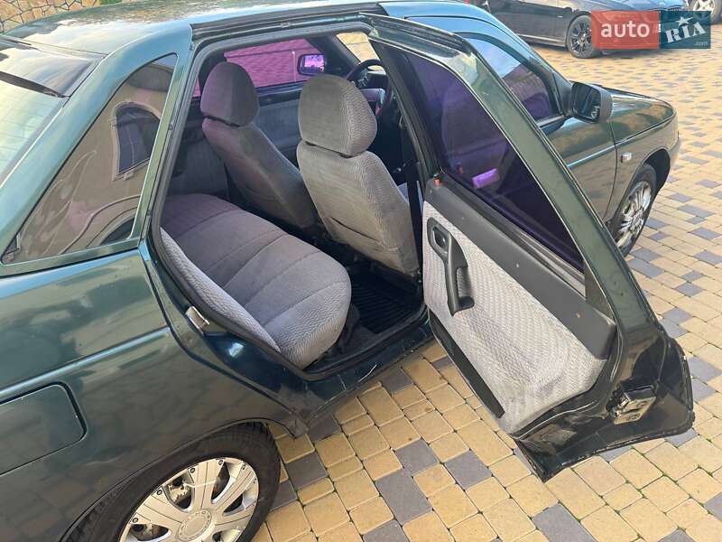 Седан ВАЗ / Lada 2110 2002 в Могилів-Подільському фото 2 Седан ВАЗ / Lada 2110 2002 в Могилів-Подільському