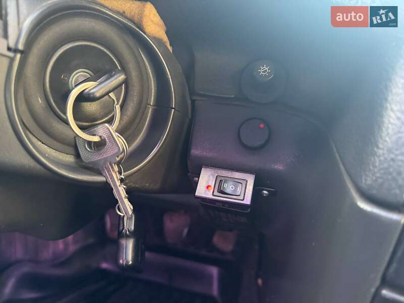 Седан ВАЗ / Lada 2110 2002 в Могилів-Подільському фото 17 Седан ВАЗ / Lada 2110 2002 в Могилів-Подільському