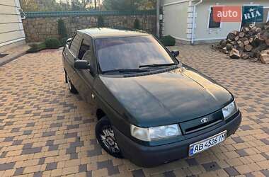 Седан ВАЗ 2110 2002 в 