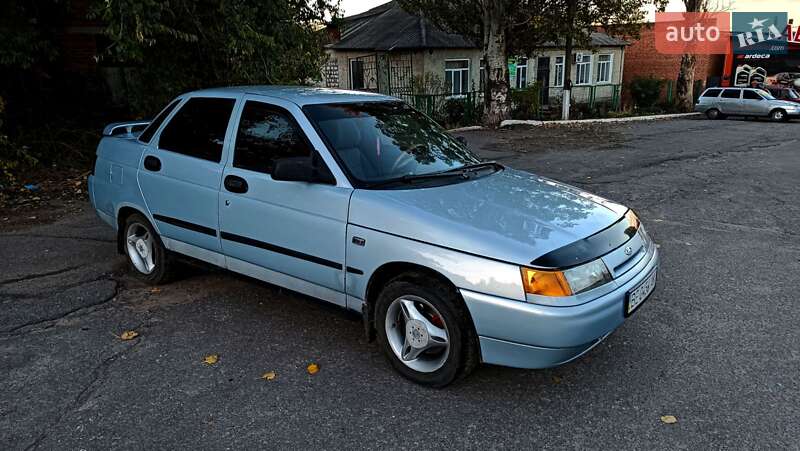 Седан ВАЗ / Lada 2110 2004 в Первомайську