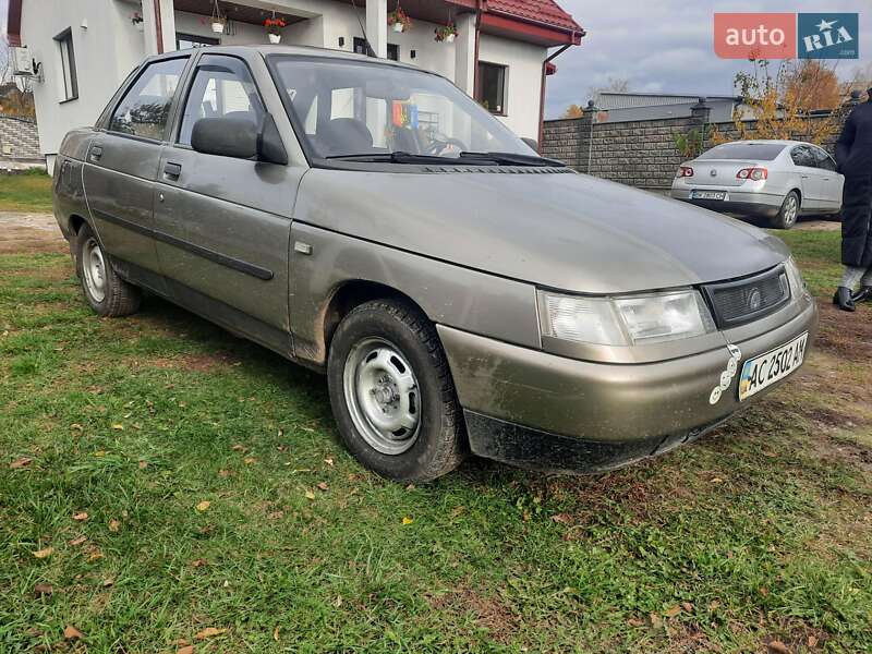 Седан ВАЗ / Lada 2110 1999 в Костополе