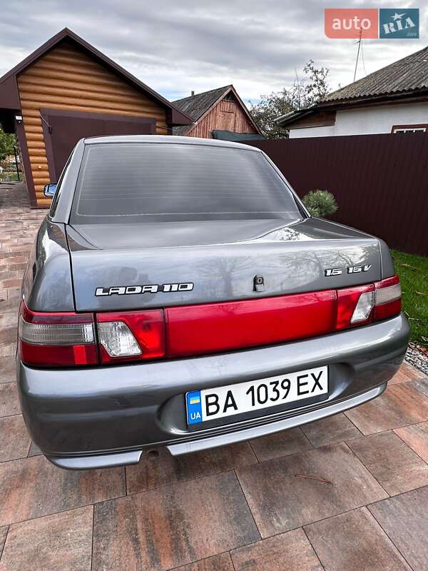 Седан ВАЗ / Lada 2110 2010 в Благовіщенську