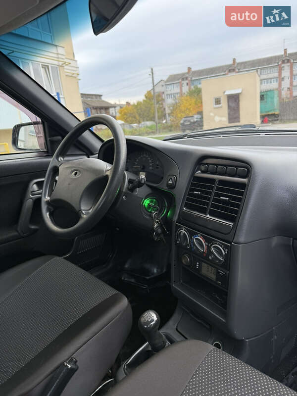 Седан ВАЗ / Lada 2110 2011 в Чернигове фото 23 Седан ВАЗ / Lada 2110 2011 в Чернигове