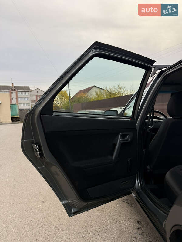 Седан ВАЗ / Lada 2110 2011 в Чернигове фото 38 Седан ВАЗ / Lada 2110 2011 в Чернигове