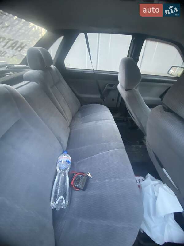 Седан ВАЗ / Lada 2110 2002 в Вишневом фото 7 Седан ВАЗ / Lada 2110 2002 в Вишневом