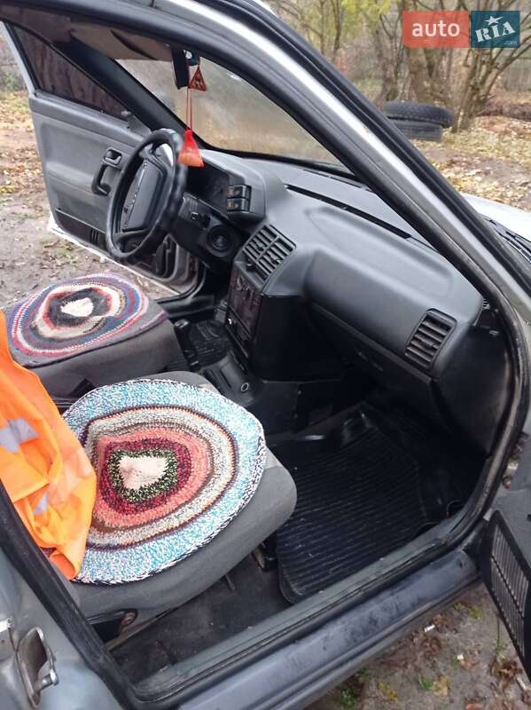 Седан ВАЗ / Lada 2110 2002 в Тростянці