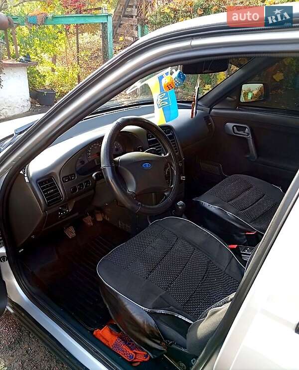 Седан ВАЗ / Lada 2110 2011 в Чернігові фото 6 Седан ВАЗ / Lada 2110 2011 в Чернігові