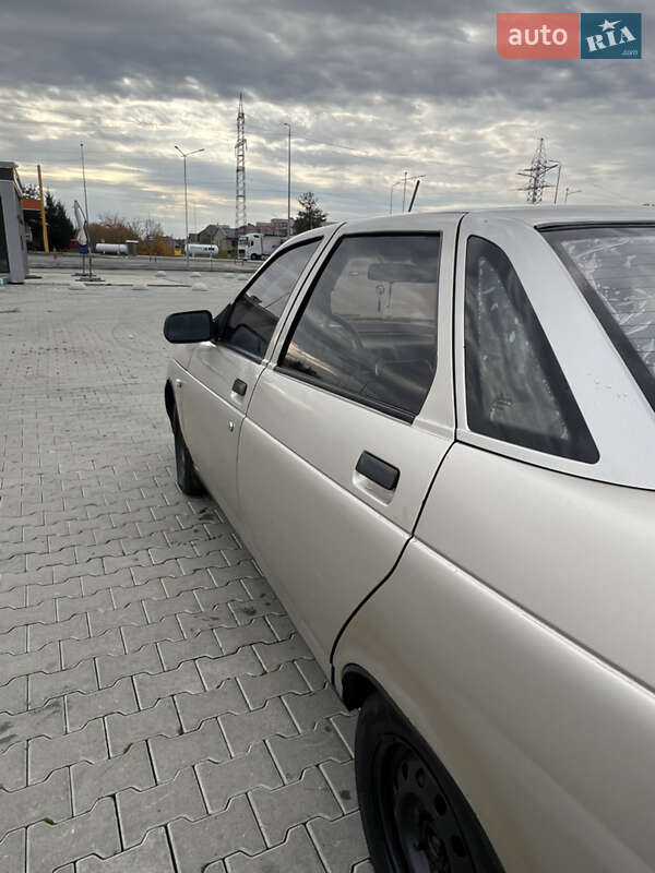 Седан ВАЗ / Lada 2110 2001 в Мукачево фото 3 Седан ВАЗ / Lada 2110 2001 в Мукачево