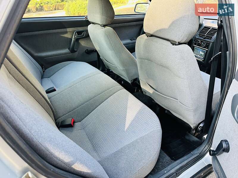 Седан ВАЗ / Lada 2110 2007 в Новомосковську фото 14 Седан ВАЗ / Lada 2110 2007 в Новомосковську