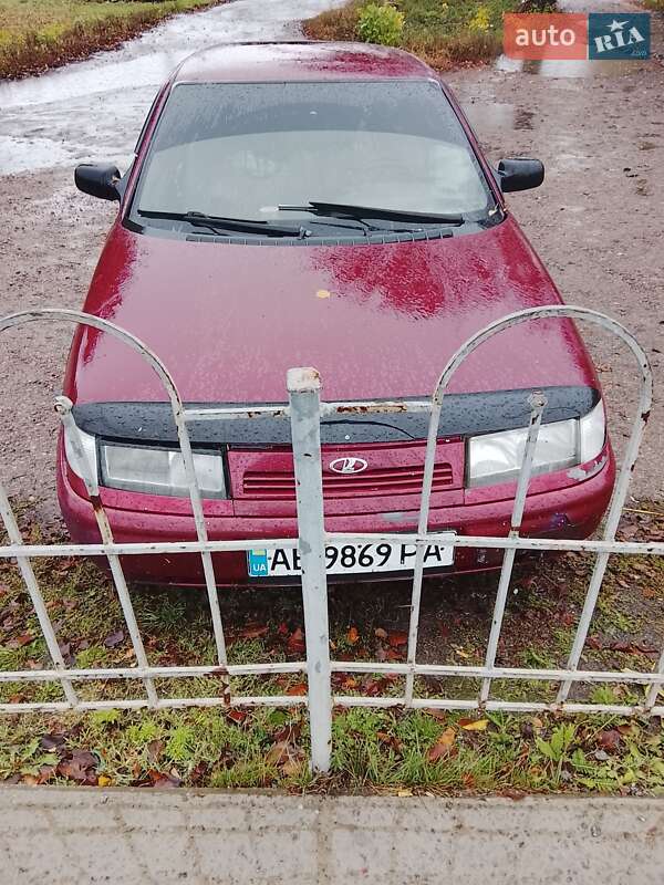 Седан ВАЗ / Lada 2110 2001 в Чутовому фото Седан ВАЗ / Lada 2110 2001 в Чутовому